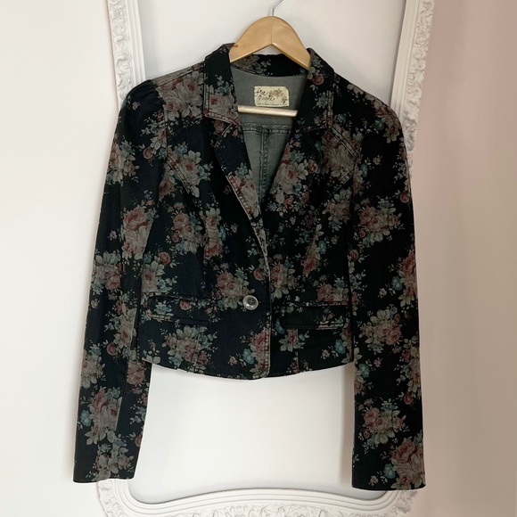 Free People Puffy Sleeves Floral Denim Jacket - Picture 3 of 10